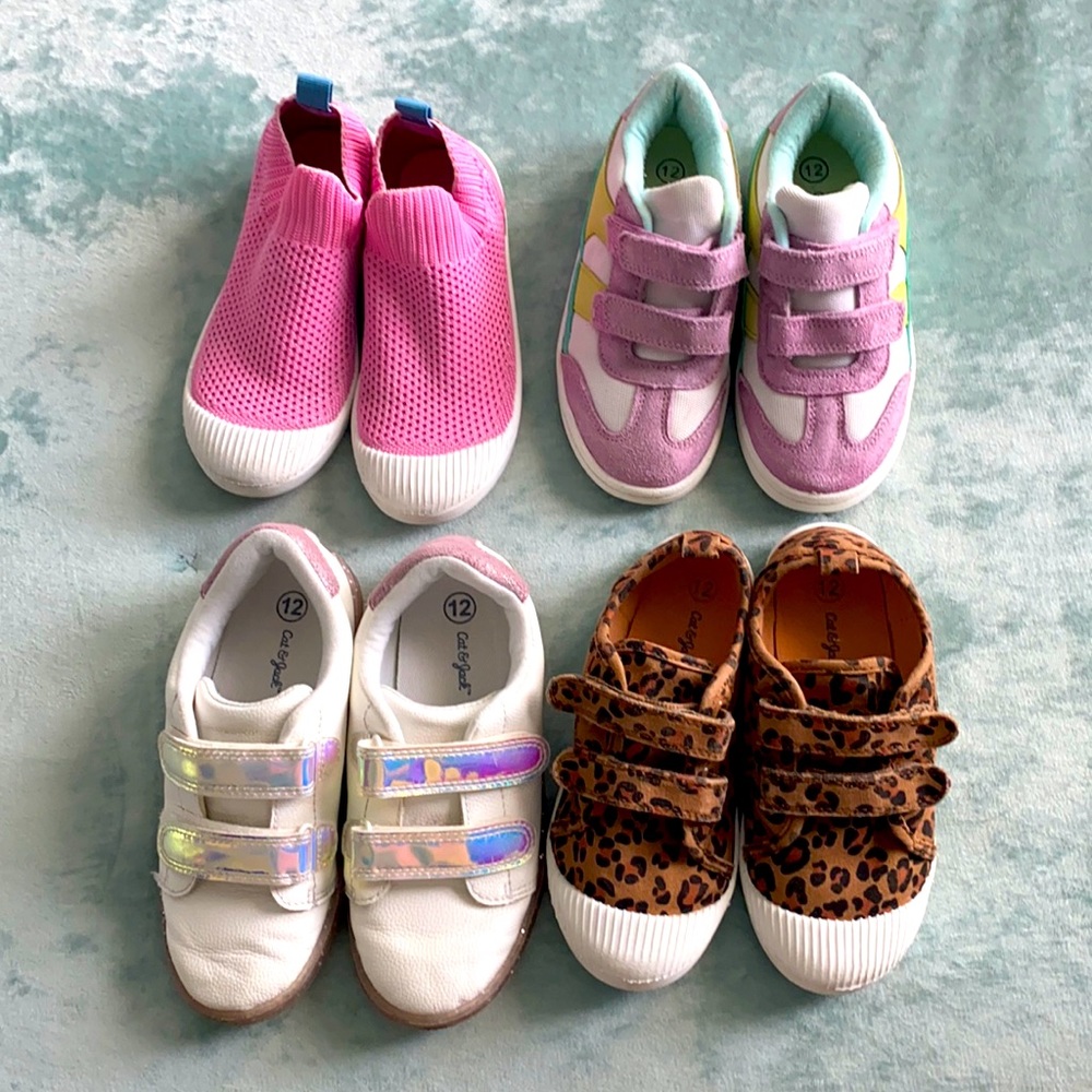 Assorted Girls sneakers (size 12 for 4-7 yrs old).